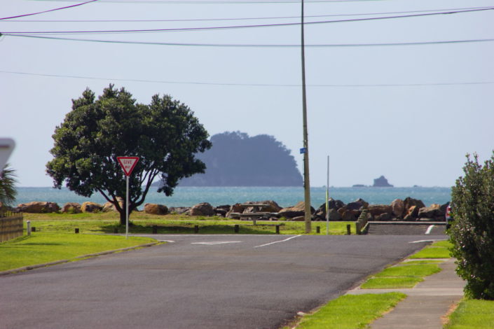 Mackas Bach Whitianga